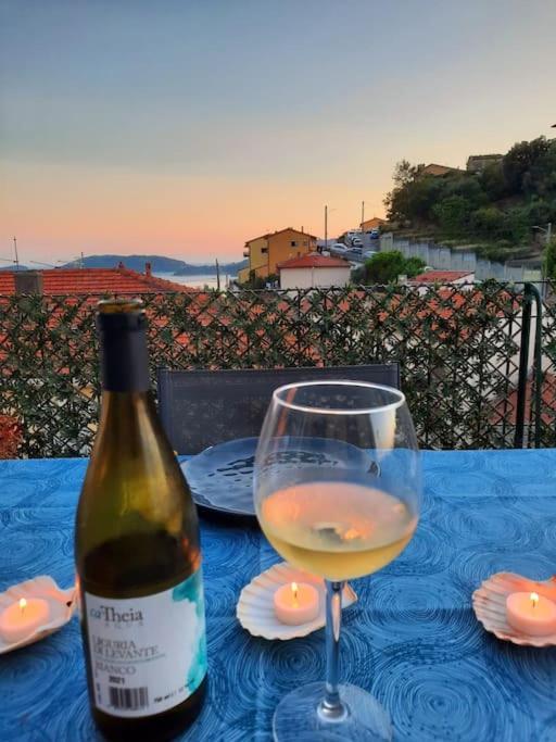 Ferienwohnung La Terrazza Sul Golfo Dei Poeti Con Vista Mare Pitelli Exterior foto